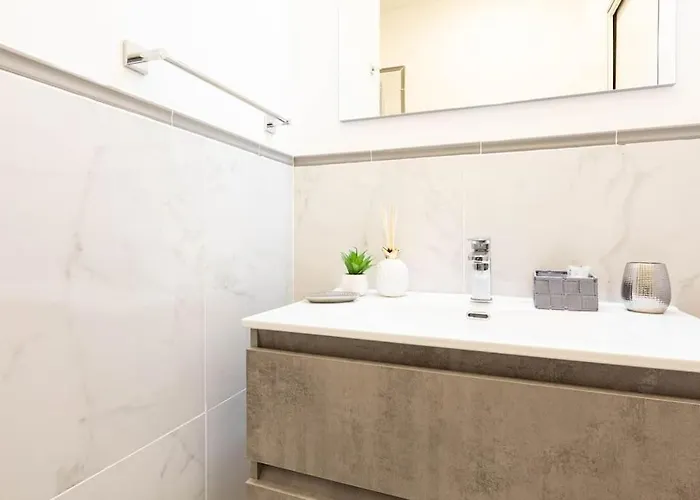 Trastevere Silver King Jacuzzi